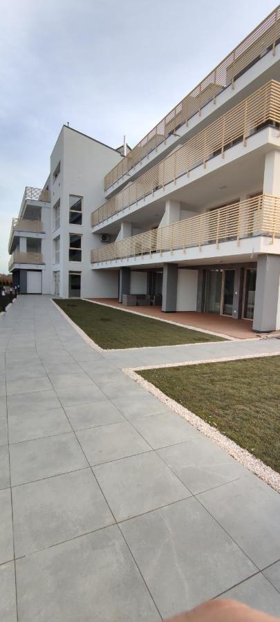 Nowoczesny Apartament 07 سيانوزيتي المظهر الخارجي الصورة